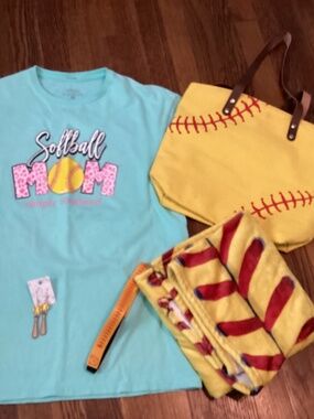 Soft all themed lot ladies M
